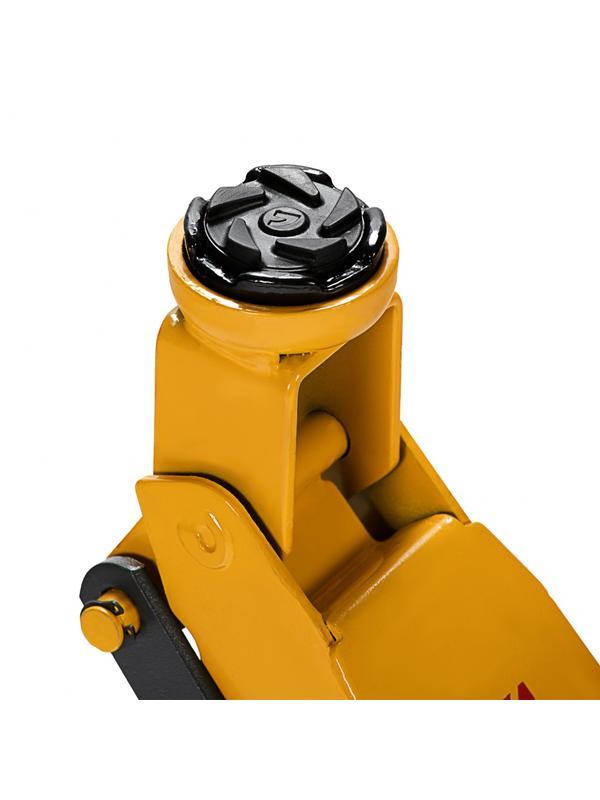 Домкрат гидравлический подкатной с фиксатором, 2,8 т, 135-385 мм, в кейсе Denzel