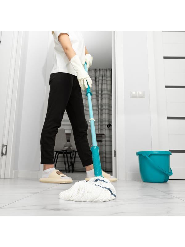 Швабра отжимная скручиванием 120 см, насадка из микрофибры, 120 г, Home Palisad