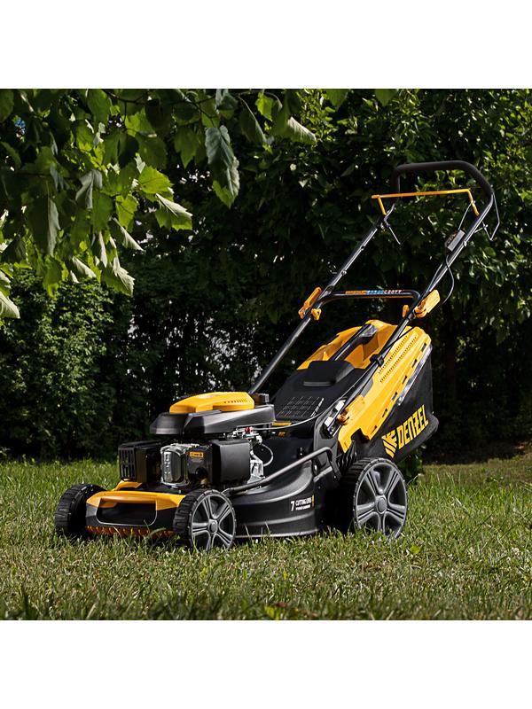 Газонокосилка бензиновая GLD-460SP, 146 куб.см, ширина 46 см, привод 7 уровней, травосборник 50 л Denzel