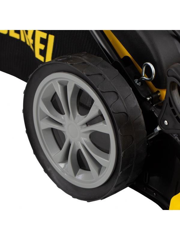 Газонокосилка аккумуляторная бесщеточная RLM450-36, Li-ion, 36 В, 4 Ач, 450 мм, травосборник 40 л Denzel