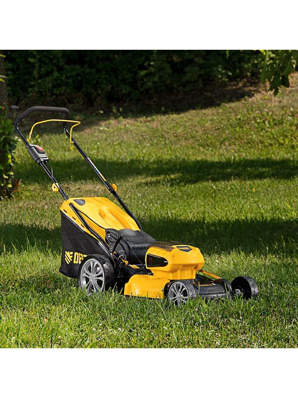 Газонокосилка аккумуляторная бесщеточная RLM450-36, Li-ion, 36 В, 4 Ач, 450 мм, травосборник 40 л Denzel