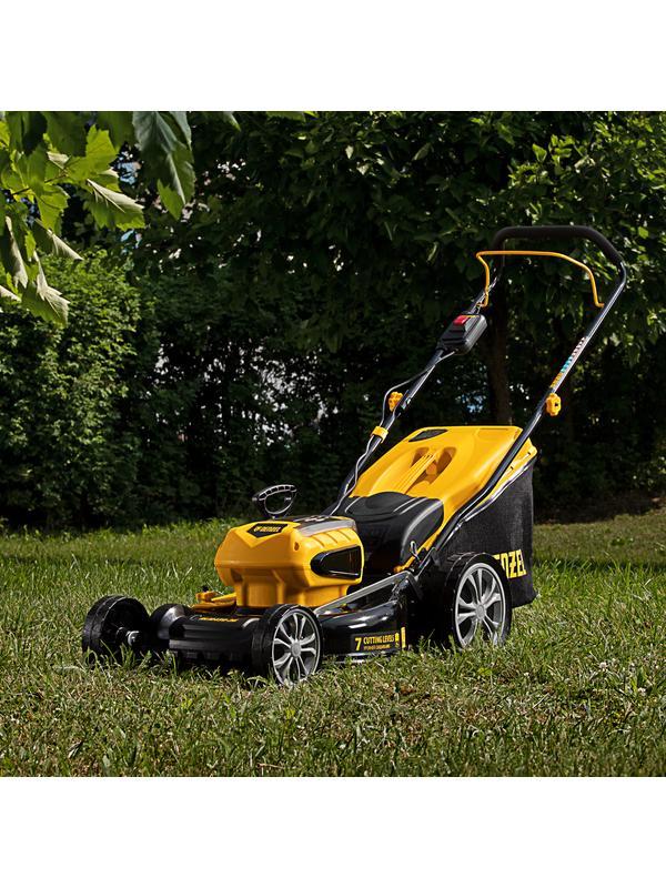 Газонокосилка аккумуляторная бесщеточная RLM450-36, Li-ion, 36 В, 4 Ач, 450 мм, травосборник 40 л Denzel