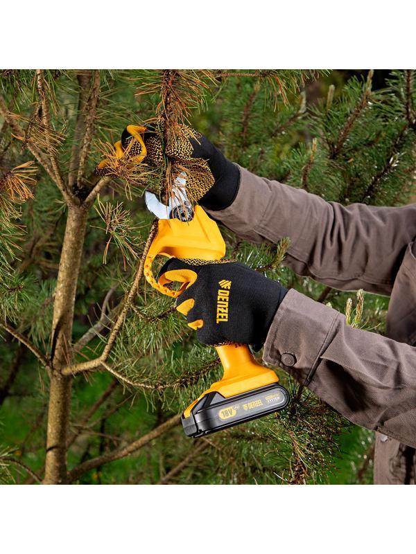 Перчатки универсальные, силиконовое нанесение, размер 10// Denzel