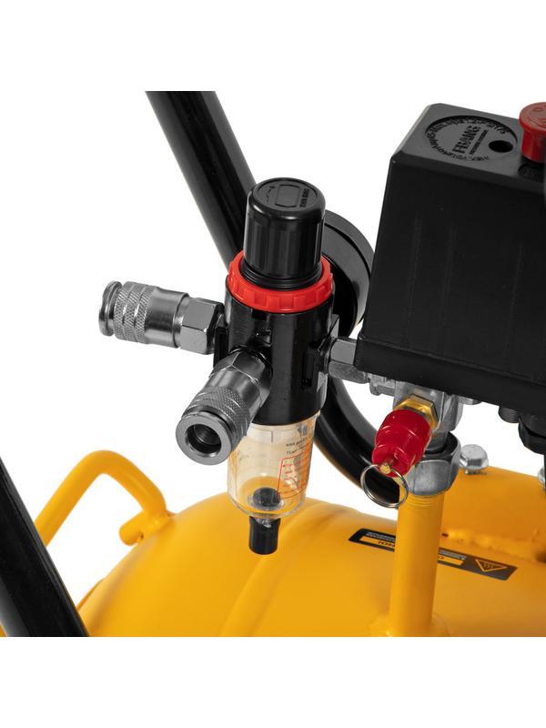 Компрессор безмасляный, малошумный  DLS 2250/100, 2250 Вт, 3x750, 100 л, 410 л/мин блок управления/ Denzel