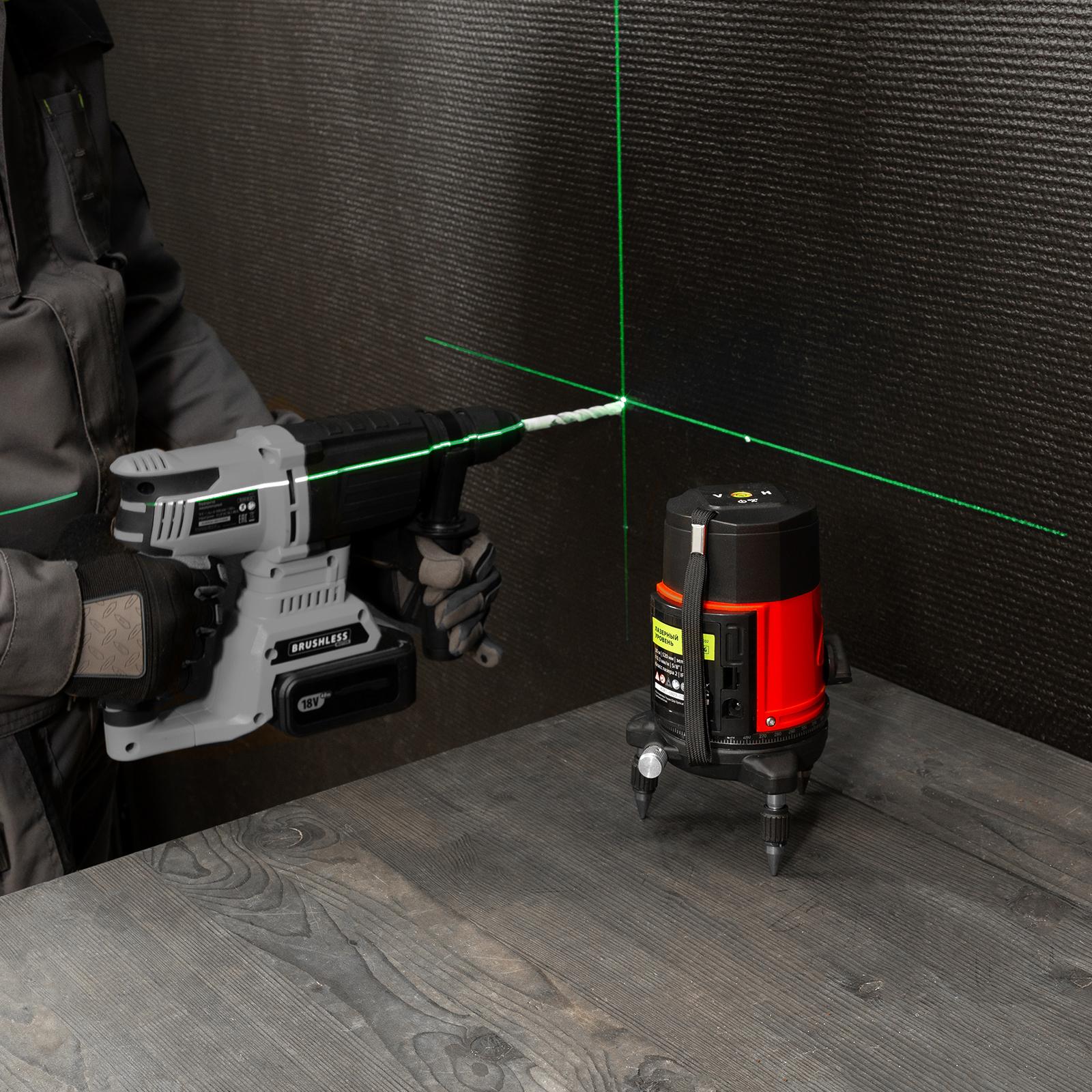 Лазерный уровень CRX-30G, 30 м, зеленый луч, батарейки, резьба 5/8