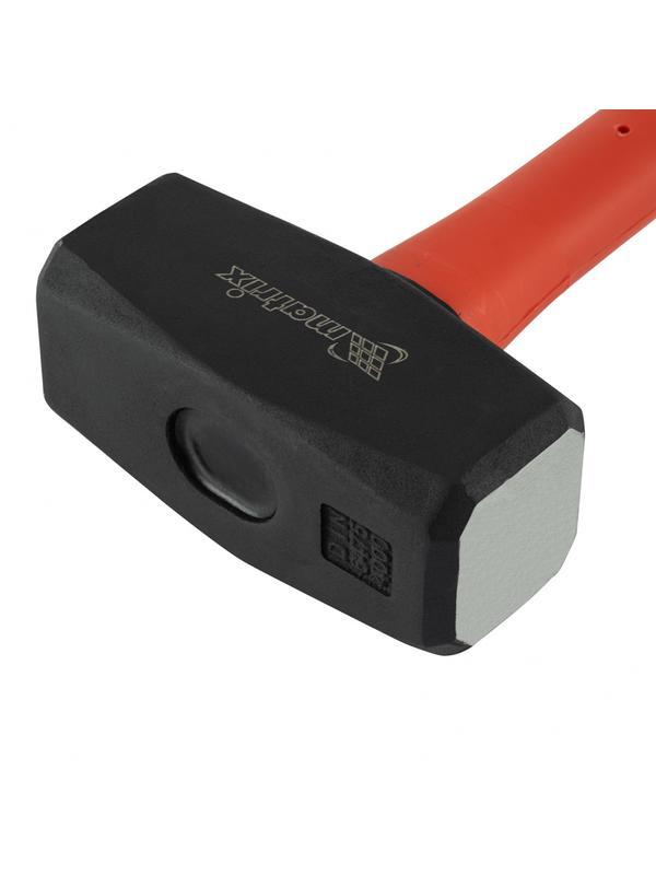 Кувалда 4 кг, фибергласовая обрезиненная рукоятка 600 мм Matrix