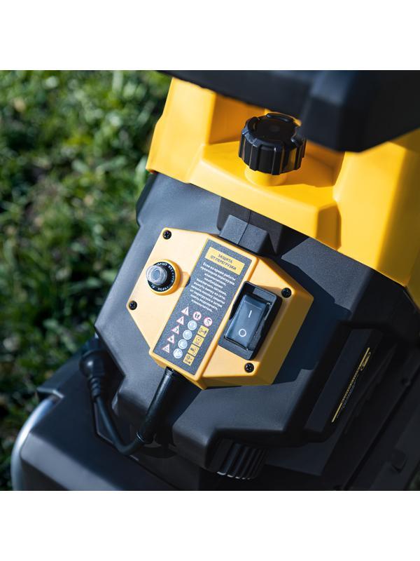 Измельчитель садовый электрический ECS-2700, 2700 Вт, 40 мм Denzel