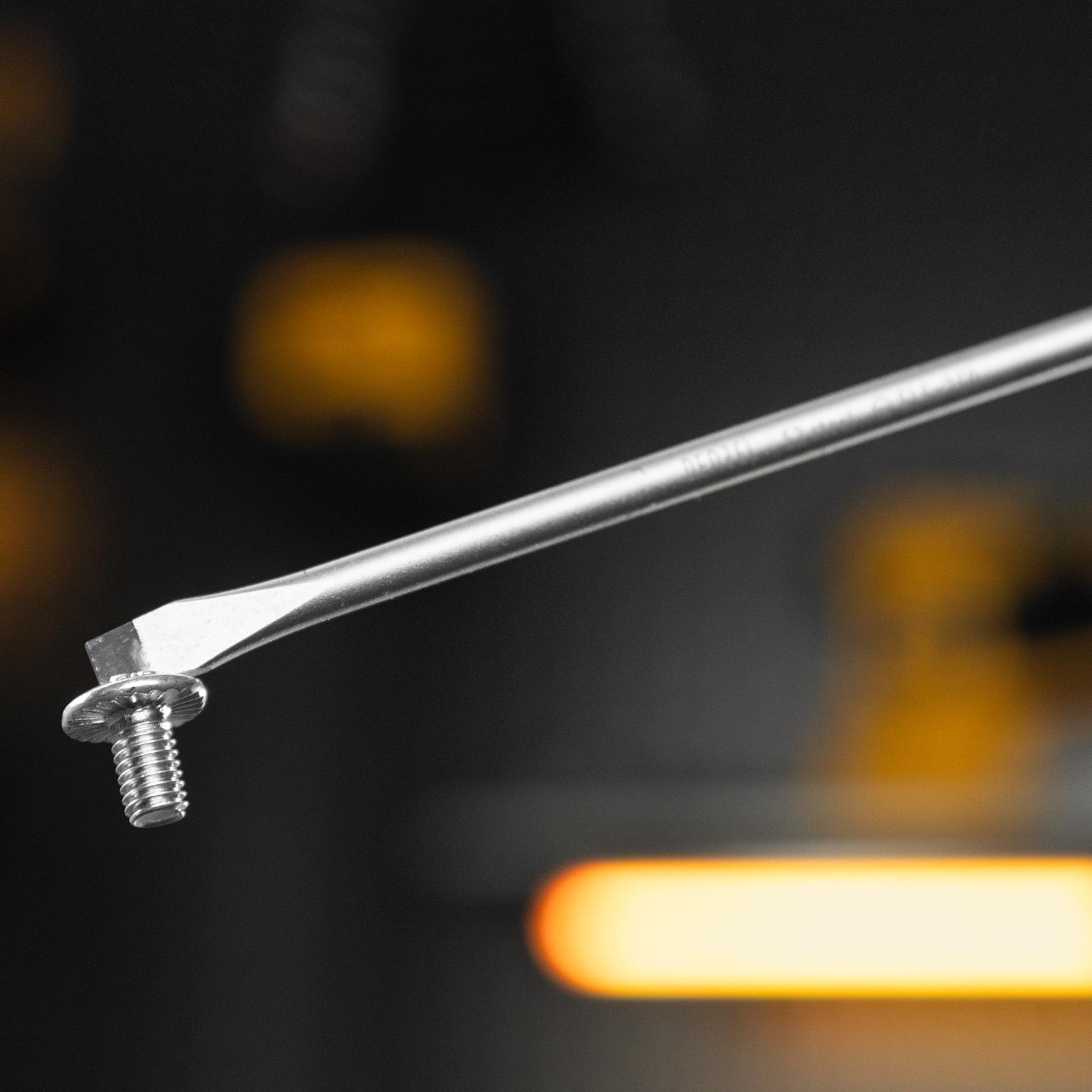 Отвертка, SL5x150 мм, S2, 3к рукоятка Denzel