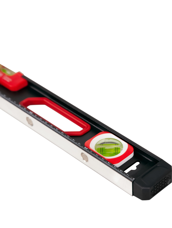 Уровень строительный DENCO 1371411 пузырьковый, магнитный, усиленный 3-х гл. / 60 см.