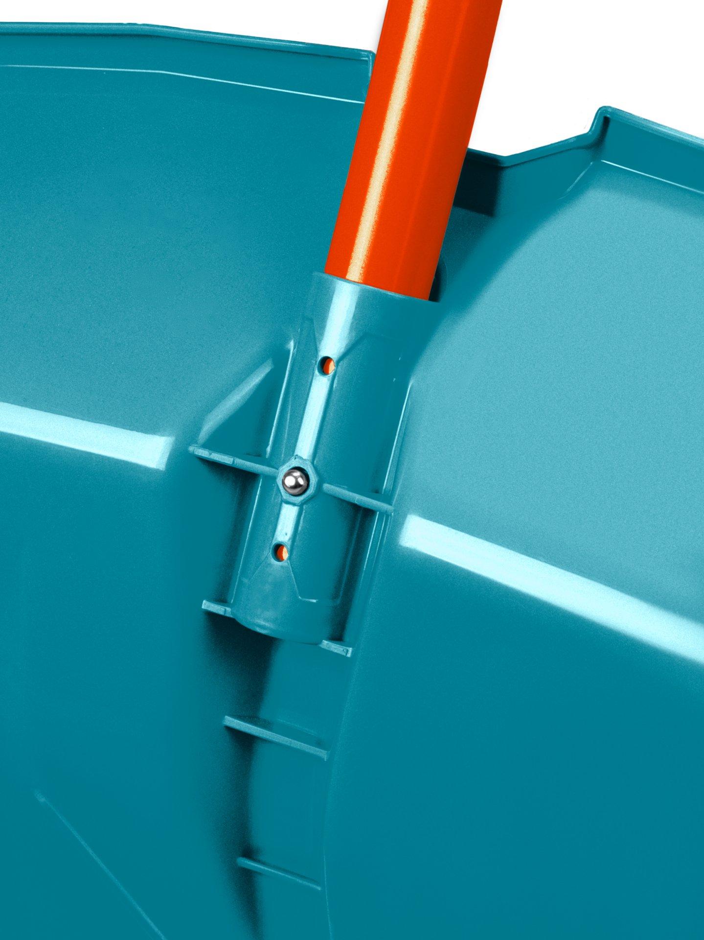 GRINDA Alu-600, ширина 590 мм, пластиковая, с алюминиевой планкой, V-ручка, снеговая лопата, PROLine (39942)