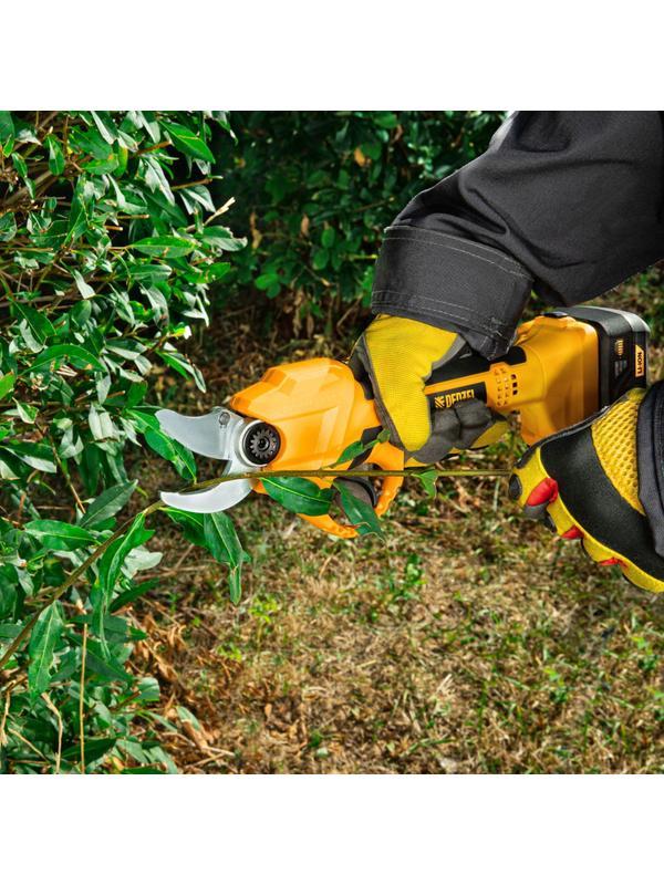 Секатор аккумуляторный Denzel CP-30 18В Li-Ion 59435