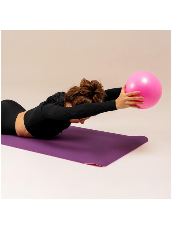 Мяч для йоги и пилатеса Sangh, d=25 см, 100 г, цвет розовый