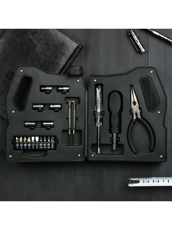 Набор инструментов в канистре «Правильного мужика», 21 в 1