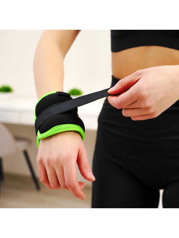 Утяжелители неопреновые ONLYTOP, 2 шт. х 0,25 кг, цвет чёрный/салатовый