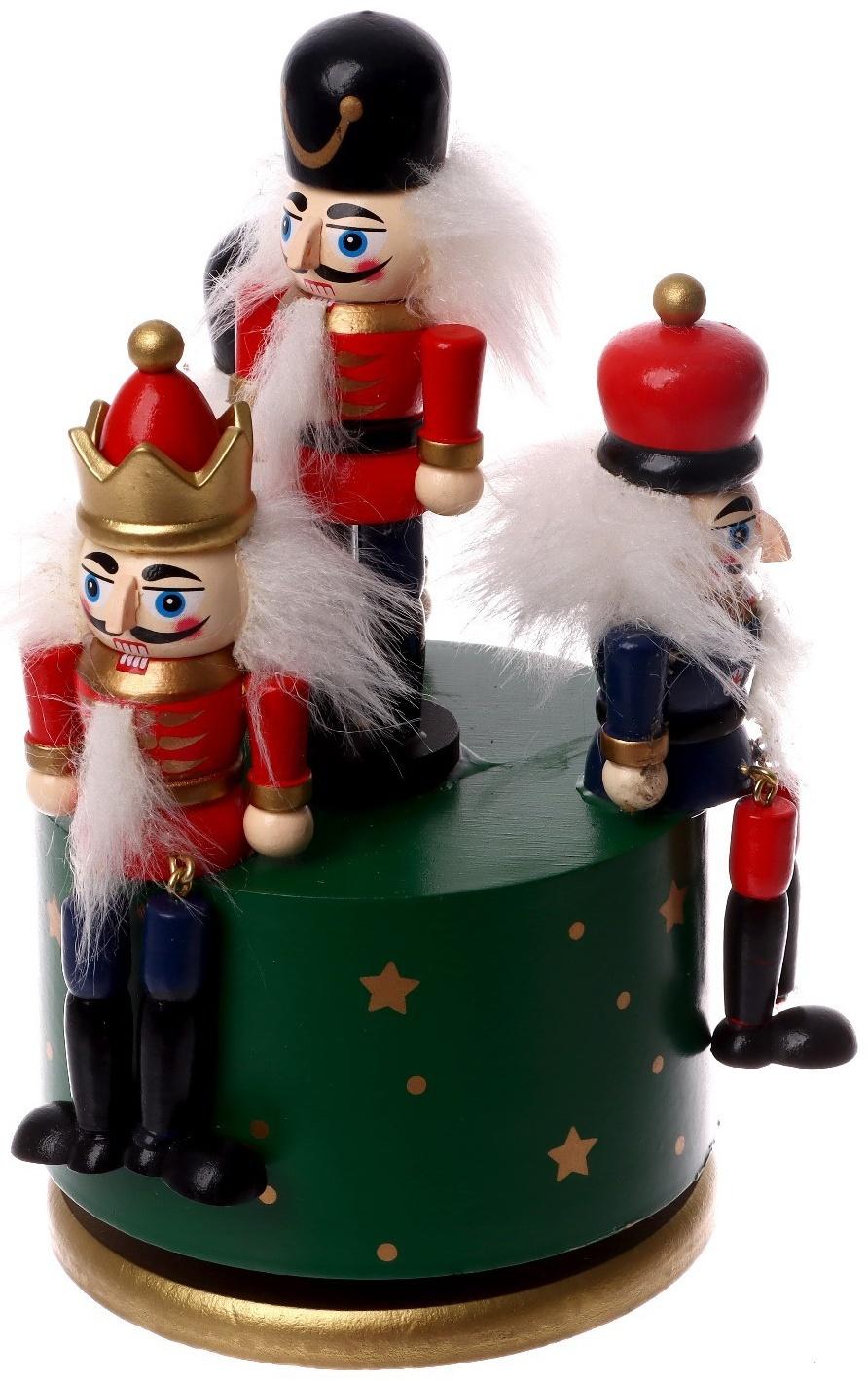 Сувенир «Карусель щелкунчики», 11×11×19 см, МИКС