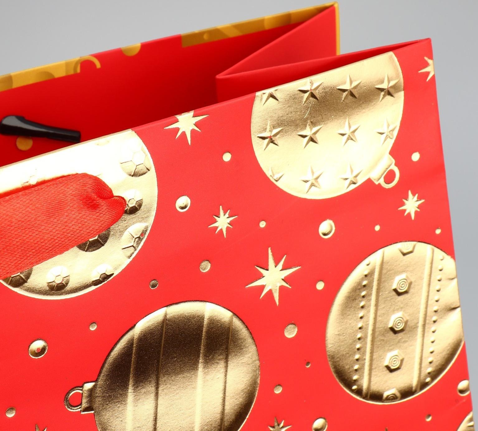 Пакет подарочный новогодний «Новогодние шарики» 32 х 26 х 10 см