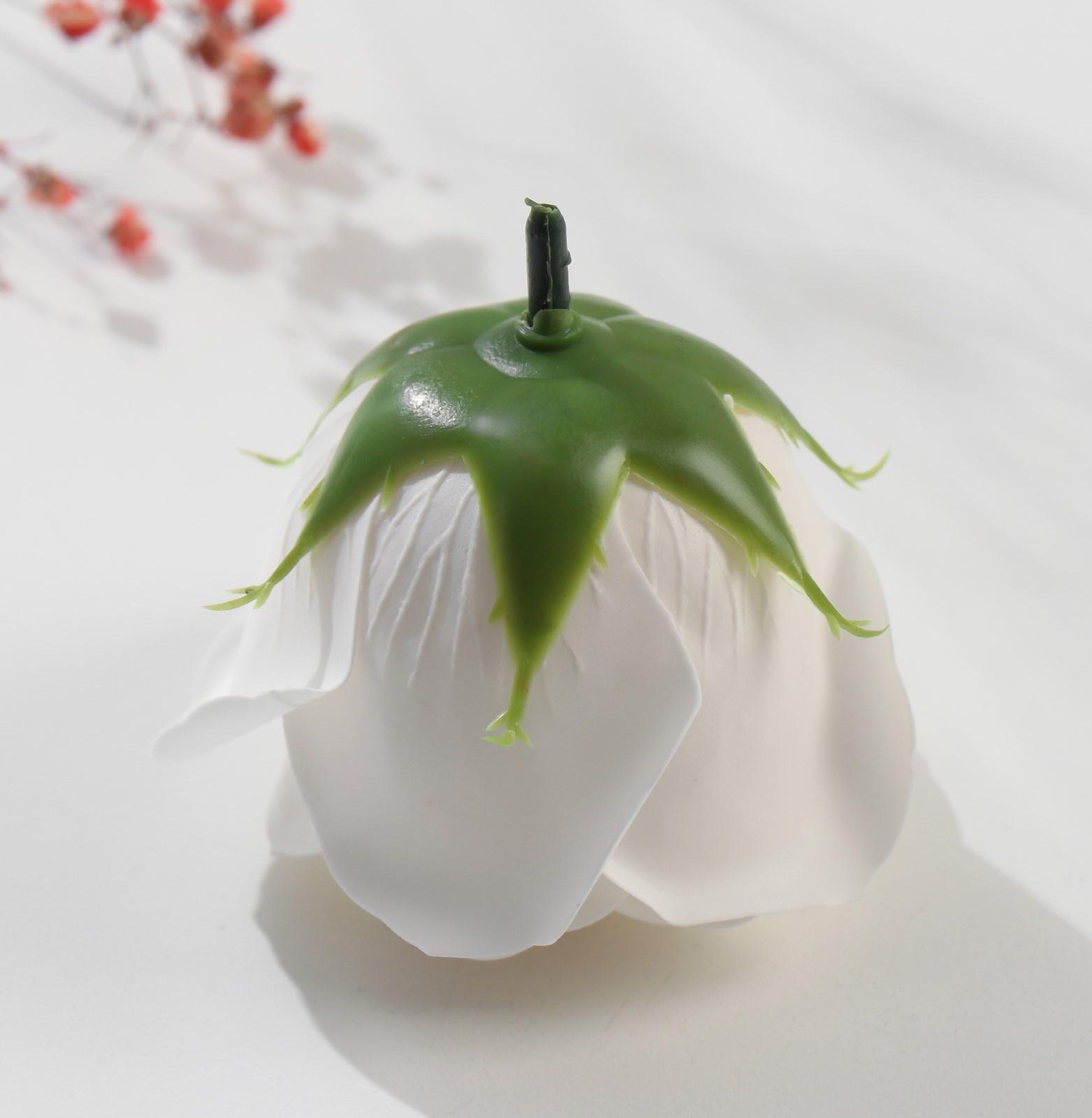 Мыльные лепестки 