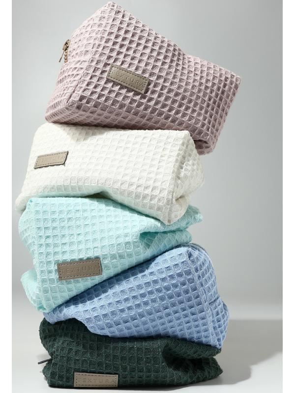 Косметичка женская на молнии TEXTURA, объёмная, средняя, мягкая, вафельная текстура, пыльно-розовая