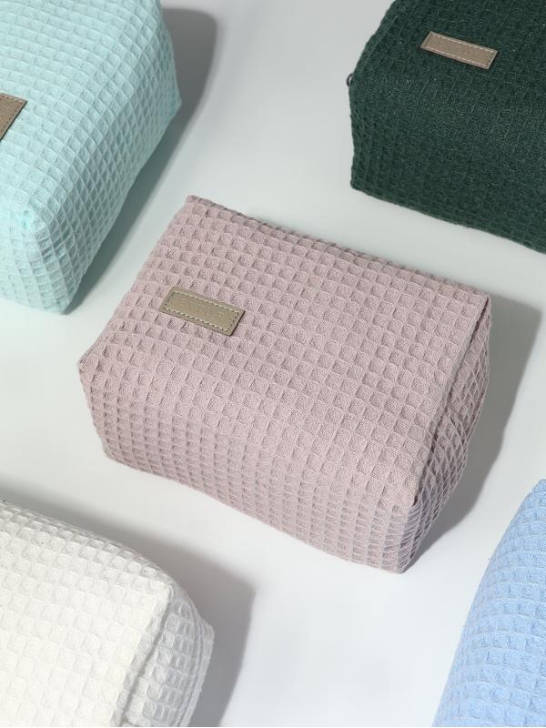 Косметичка женская на молнии TEXTURA, объёмная, средняя, мягкая, вафельная текстура, пыльно-розовая