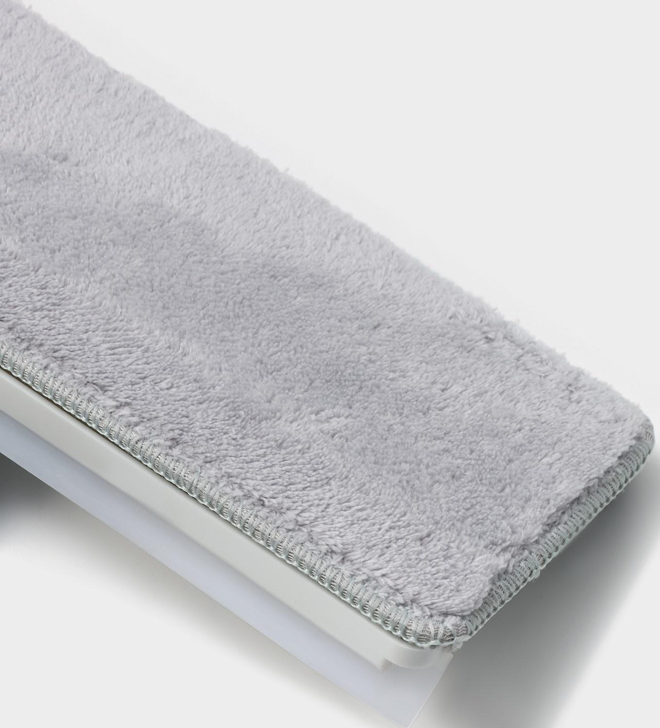 Щётка для окон Raccoon, стальная телескопическая ручка 82(126) см, насадка из микрофибры 25×9 см, цвет белый