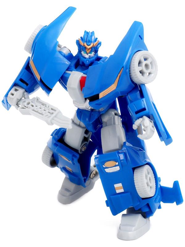 Робот «Гоночная полиция», трансформируется