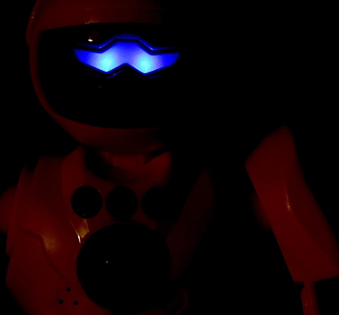 Робот радиоуправляемый «Кибер Бот», световые и звуковые эффекты, цвет жёлтый