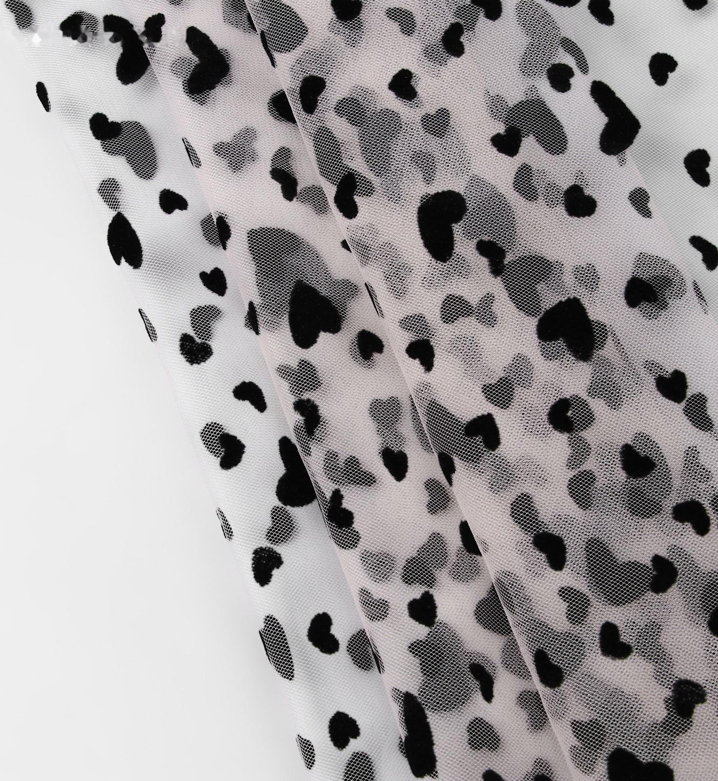 Сетка с флоком «Сердечки», 150 см, 1 ± 0,2 м, цвет бежевый