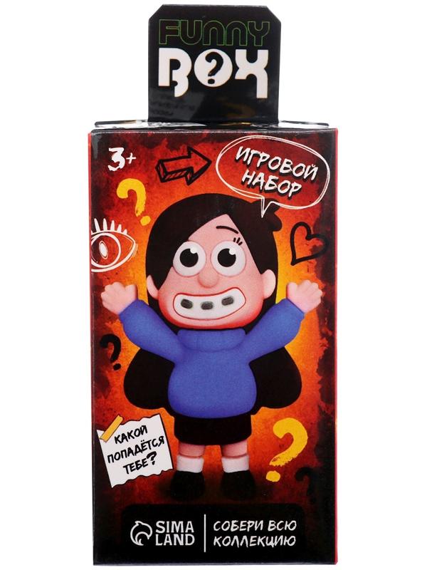 Игрушка - сюрприз Funny box «Весёлая семейка»: детский брелок, наклейки, карточка, цвет МИКС