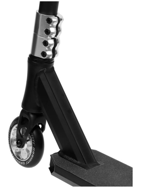 Самокат трюковой GRAFFITI Advanced 24, колёса PU 100 мм, SCS компрессия, ABEC 9 Chrome, цвет чёрный