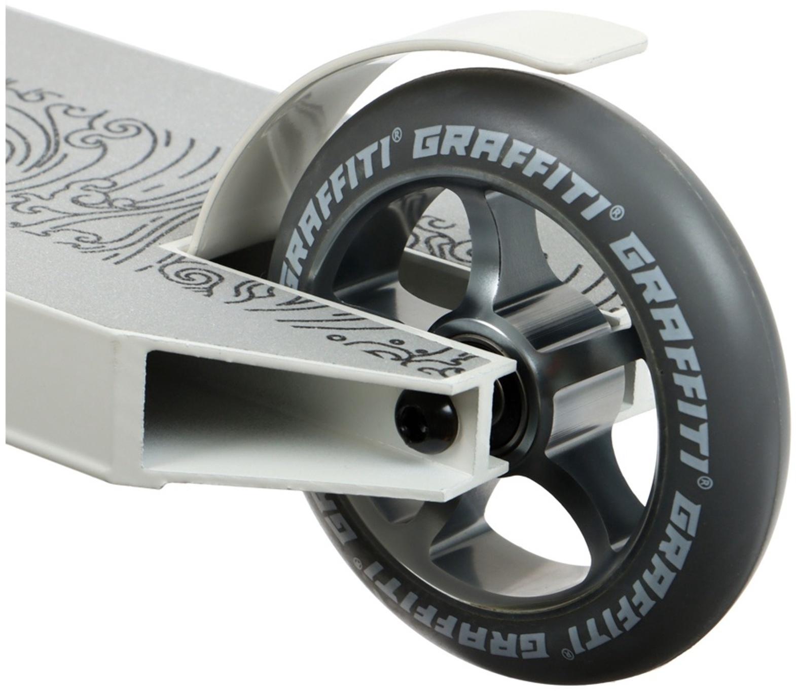 Самокат трюковой GRAFFITI Eccentric 24, колёса PU 110 мм, HIC компрессия, ABEC 9 Chrome, цвет белый