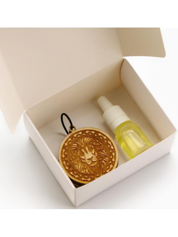 Ароматизатор в автомобиль «Лев», подвеска автомобильная с пропиткой и ароматизатор