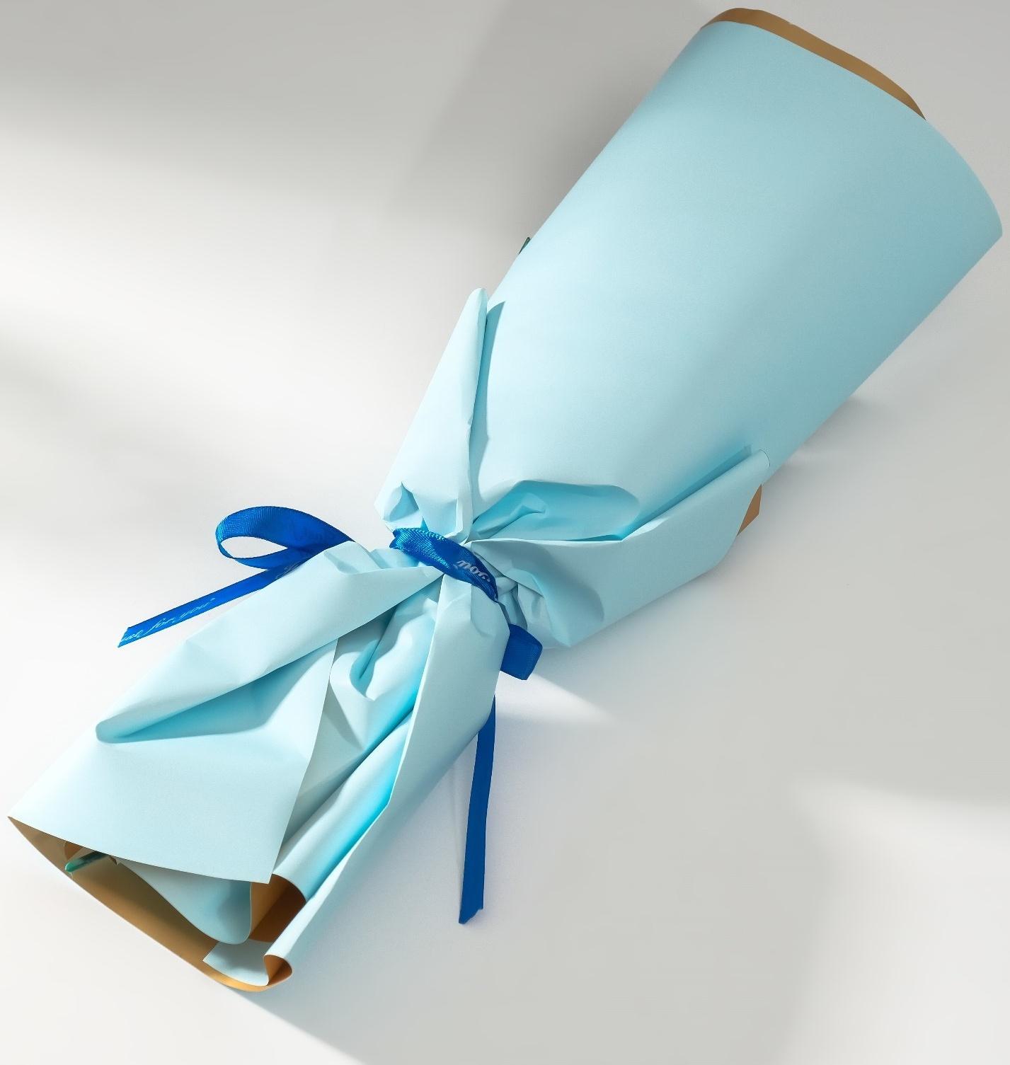 Букет из мыльных лепестков для ванны «Роза и эвкалипт», подарочный, голубой, 7.5×11×34.5 см