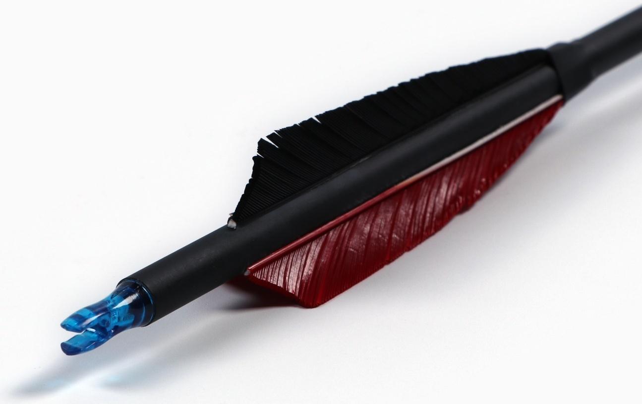 Стрела для лука, карбон, черная, оперение - красное, 80 см