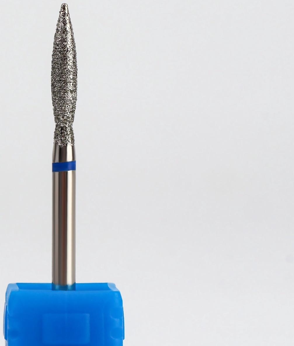 Фреза алмазная для маникюра «Пламя», средняя зернистость, 2,5 × 12 мм, в пластиковом футляре