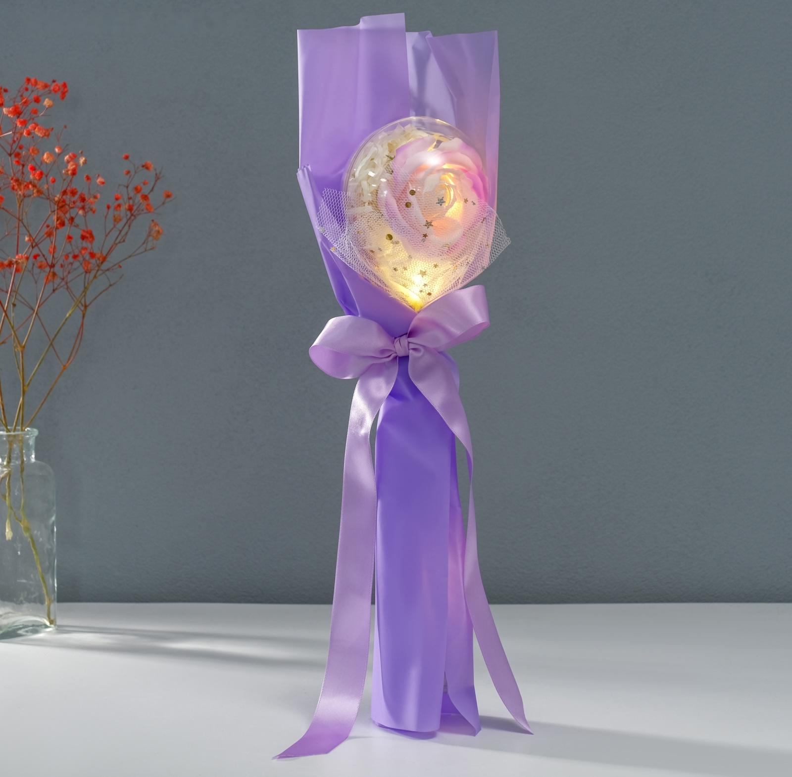 Букет из мыльных лепестков для ванны «Роза в шарике», подарочный, сирень, 8.5×8.5×36 см