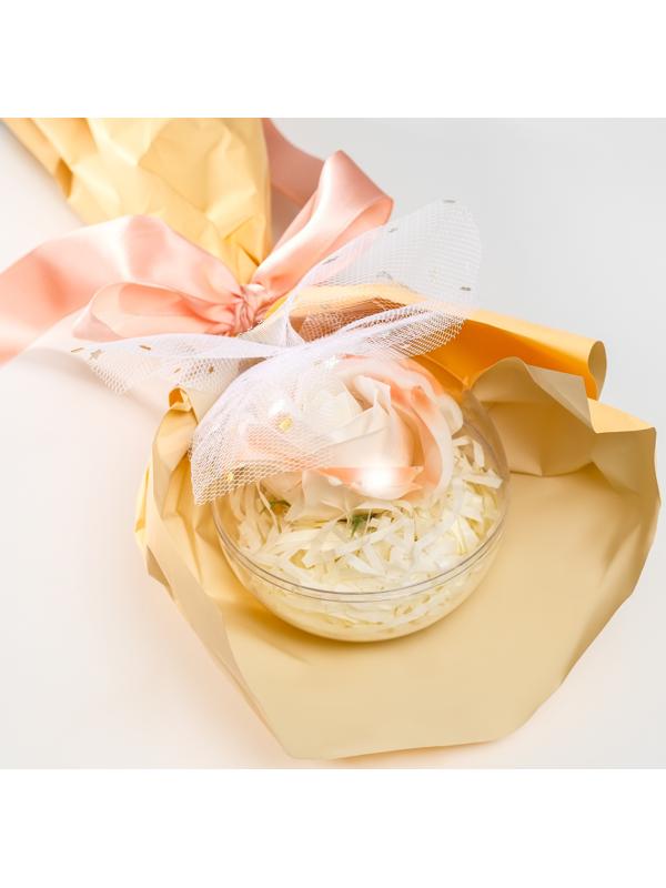 Букет из мыльных лепестков для ванны «Роза в шарике», подарочный, жёлтый, 8.5×8.5×36 см