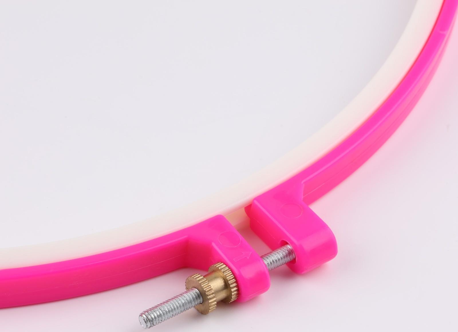 Пяльцы для вышивания, d = 26/28 см, цвет розовый