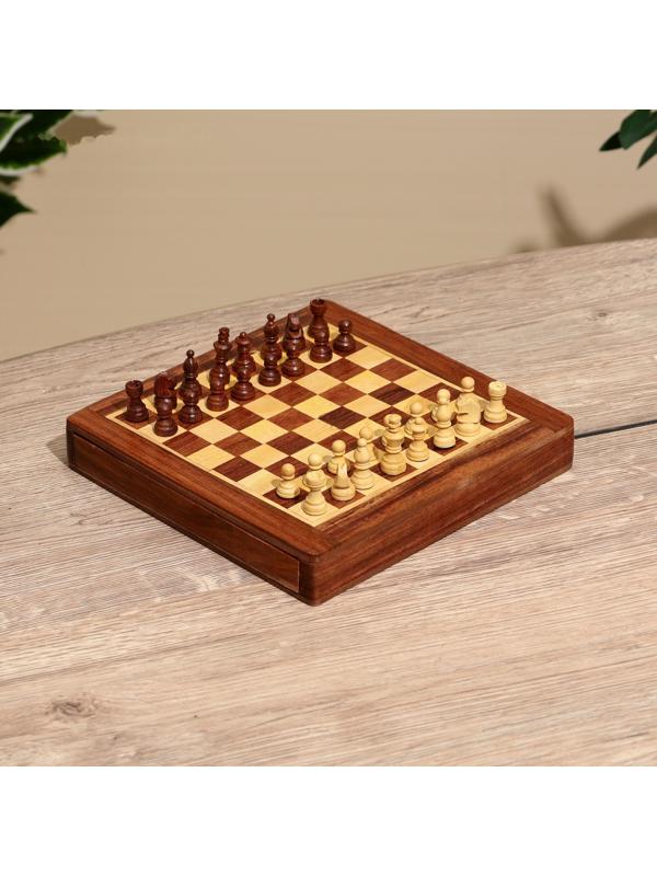 Шахматы магнитные 20,5х20,5х3,5 см, дерево шишам