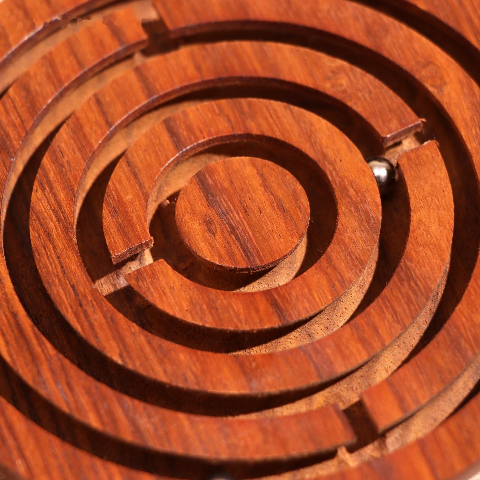 Головоломка-лабиринт 