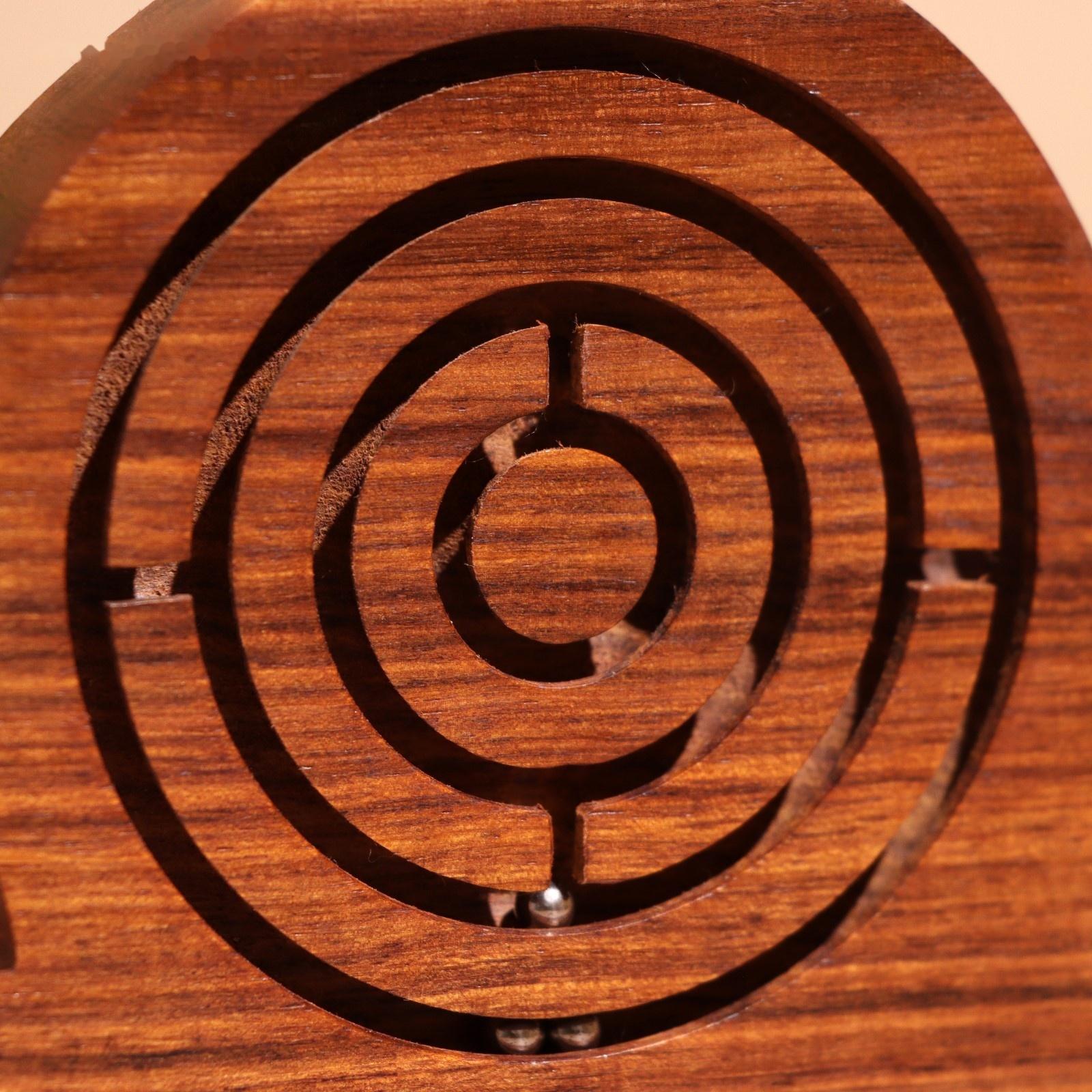 Головоломка-лабиринт 