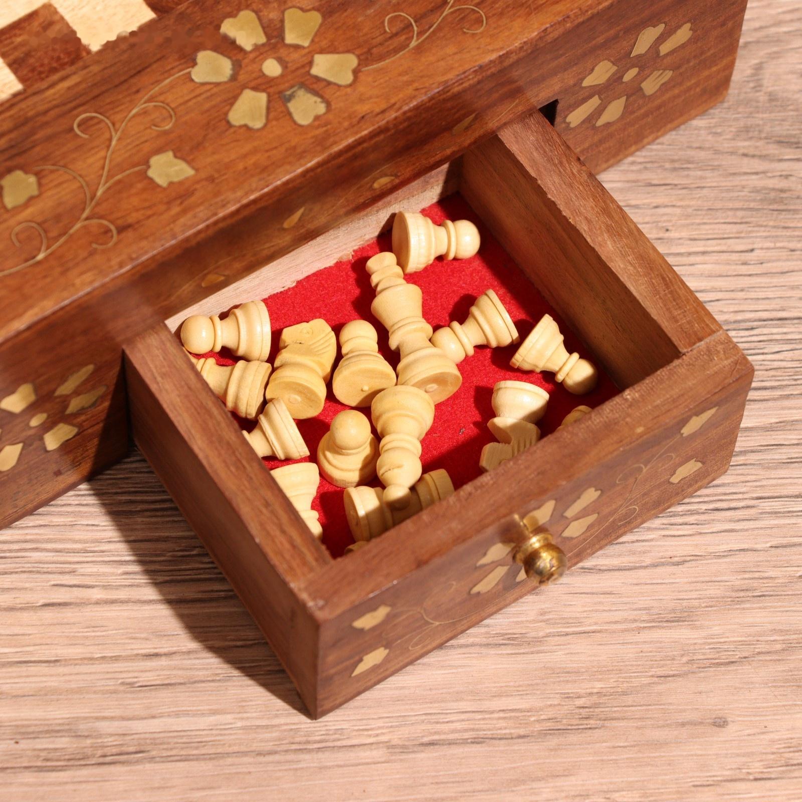 Шахматы дорожные 20,5х20,5х7 см, дерево шишам