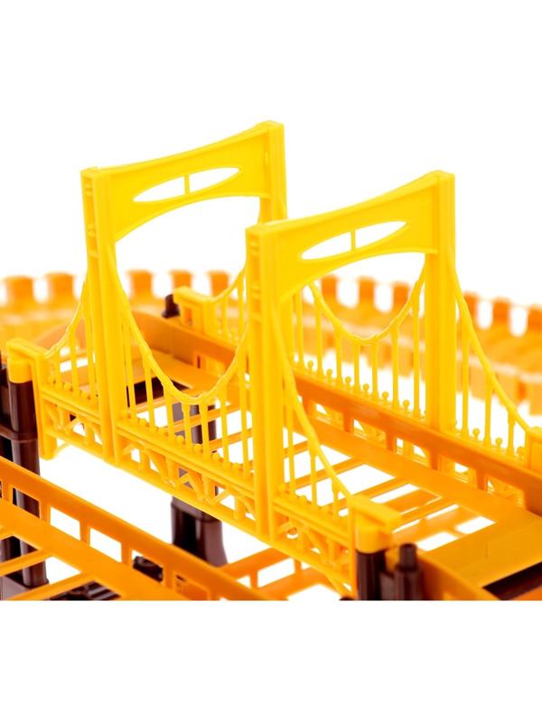 Автотрек «Стройка», с машинкой, краном и фигурками, работает от батареек
