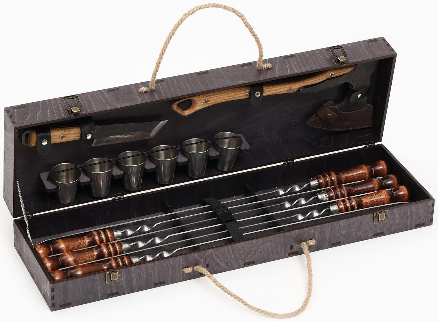 Набор с шампурами подарочный «Орёл», с топором, в кейсе