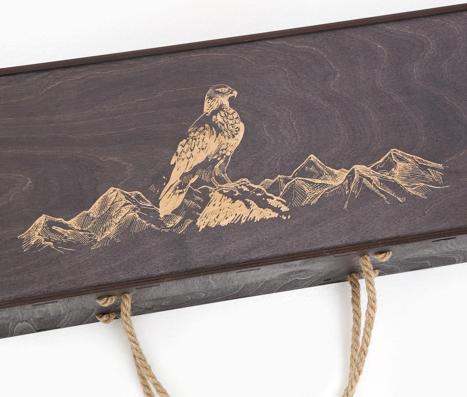 Набор с шампурами подарочный «Орёл», с топором, в кейсе