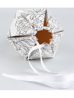 Переноска - шестиугольник для цветов «Контурные цветы», белая, 15 х 35 х 15 см