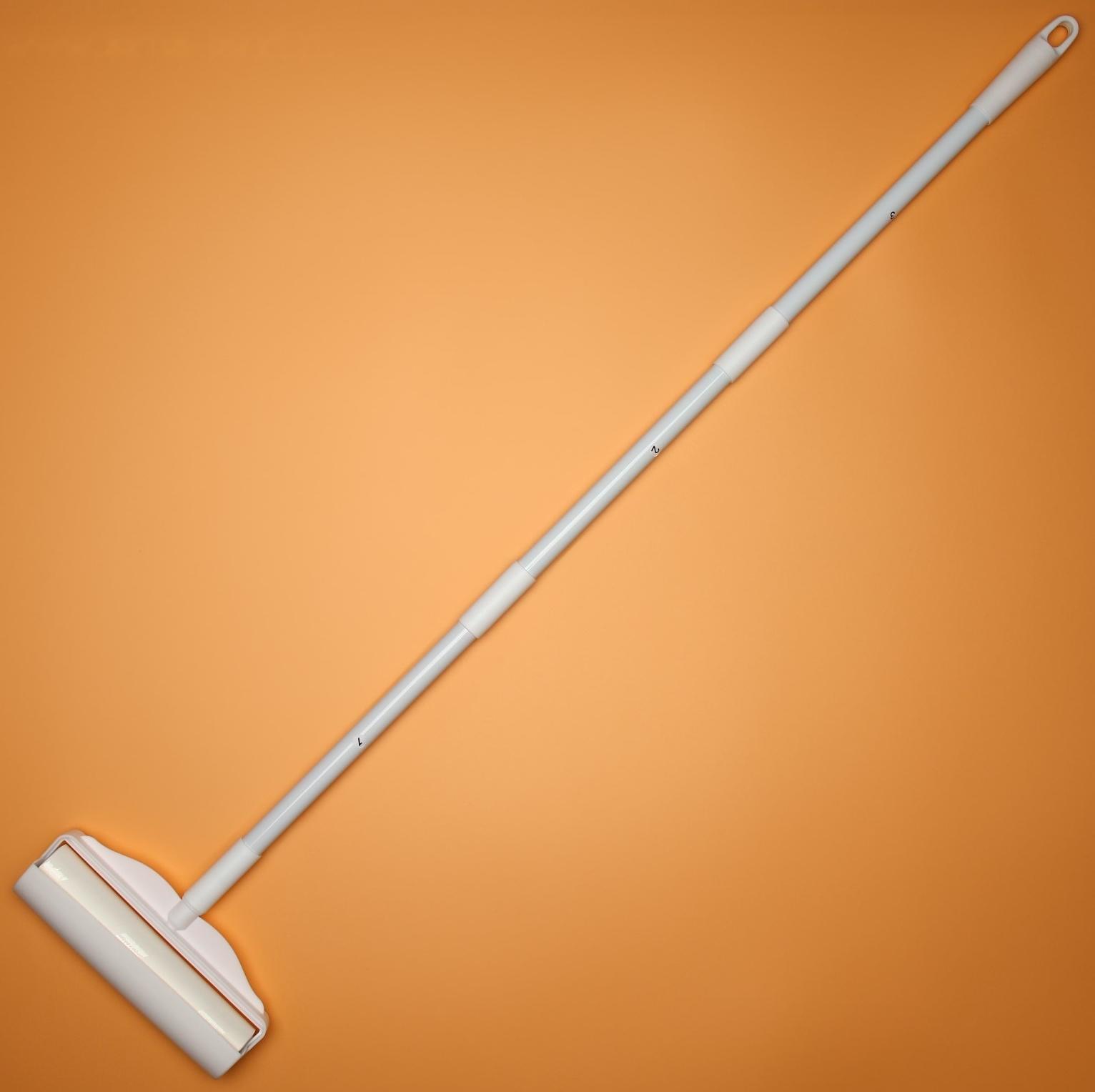 Швабра с липким роликом 