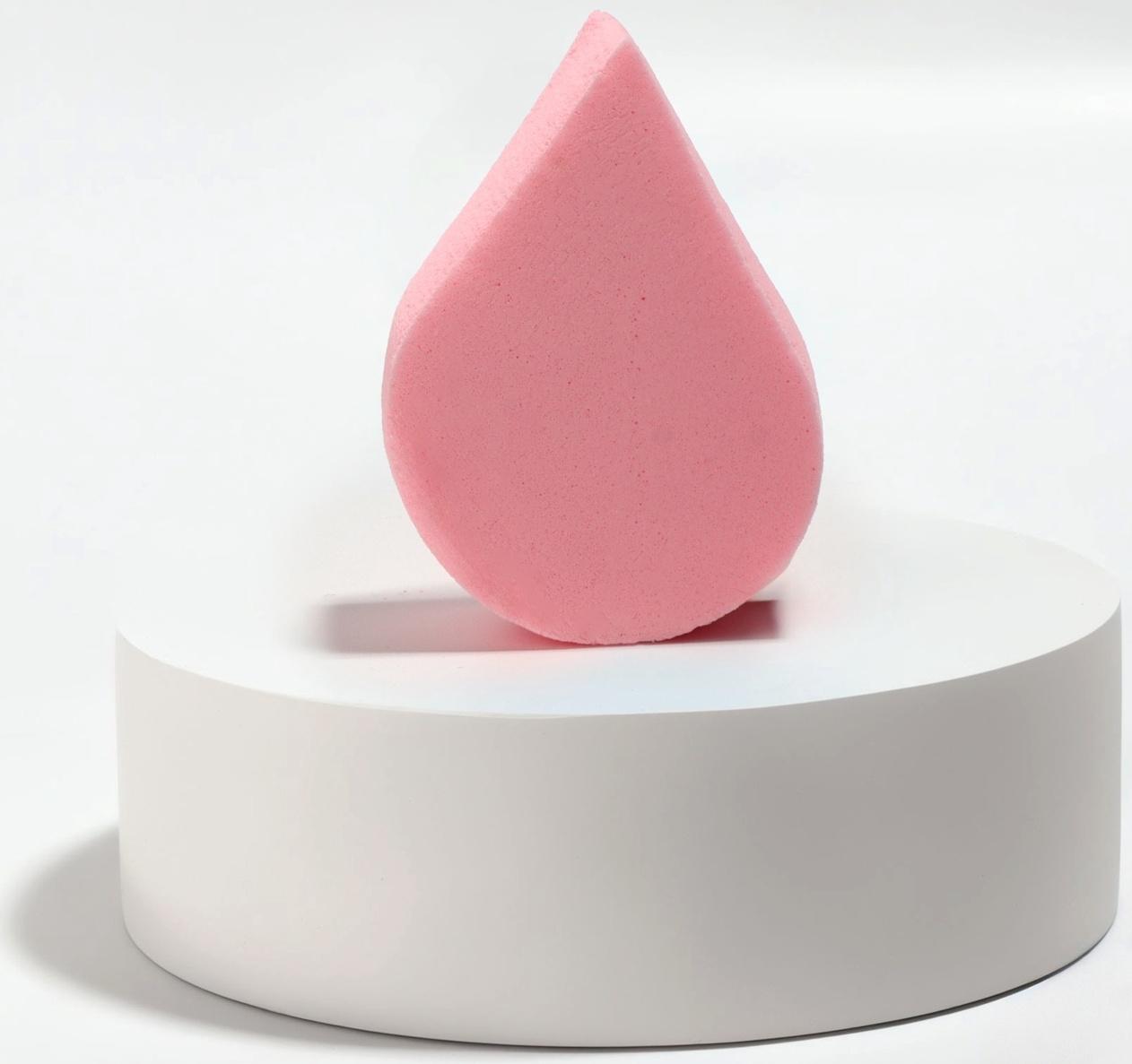 Спонж для макияжа «Плоская капля», 6 × 4,5 см, цвет розовый