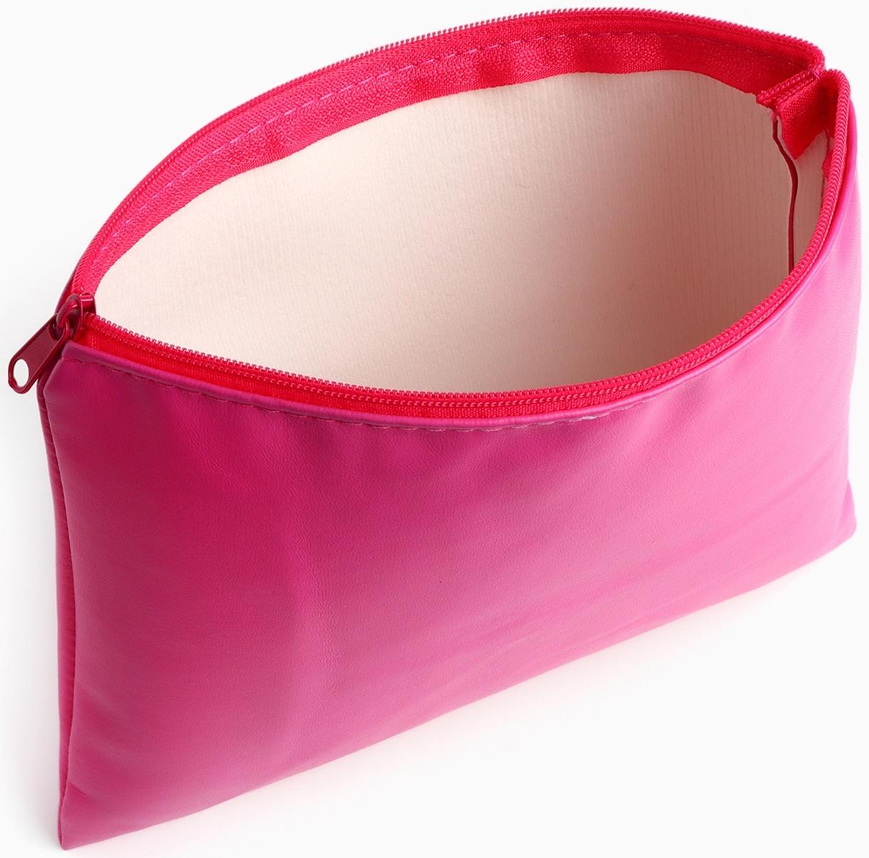 Косметичка на молнии плоская, однотонная, малиновая
