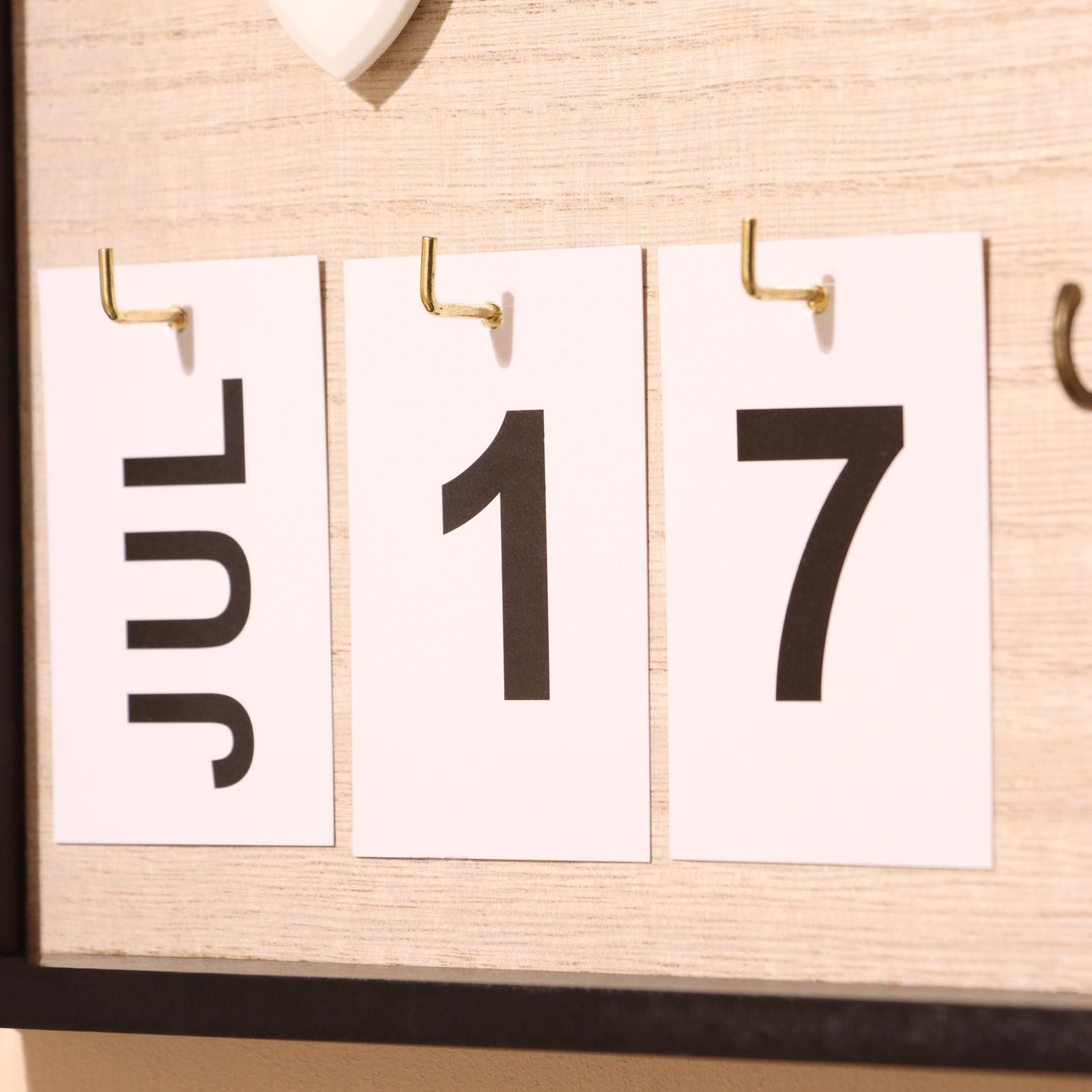 Сувенир вечный календарь 