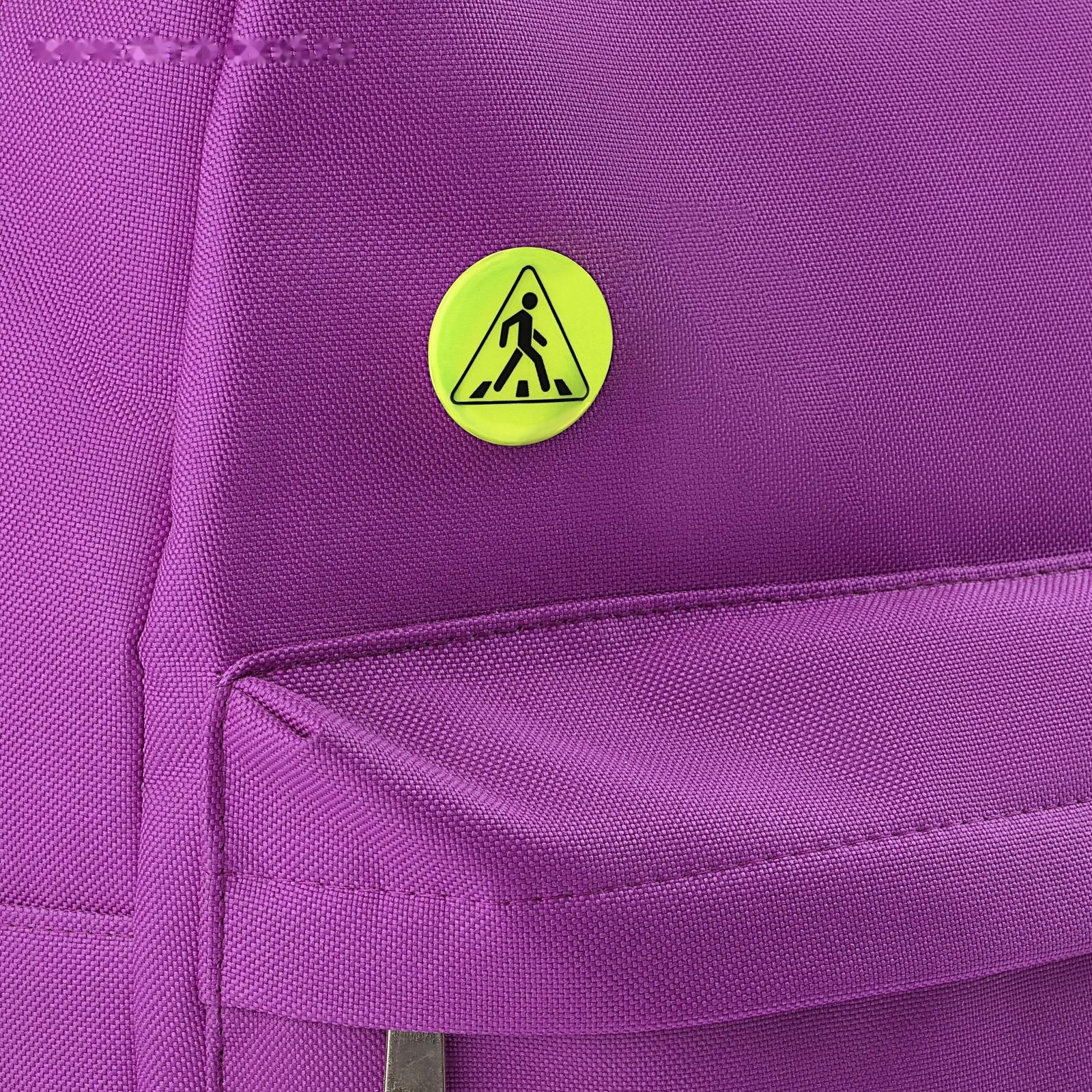 Светоотражающий значок «Пешеходный переход», d = 3 см, цвет жёлтый , цена за 1 штуку